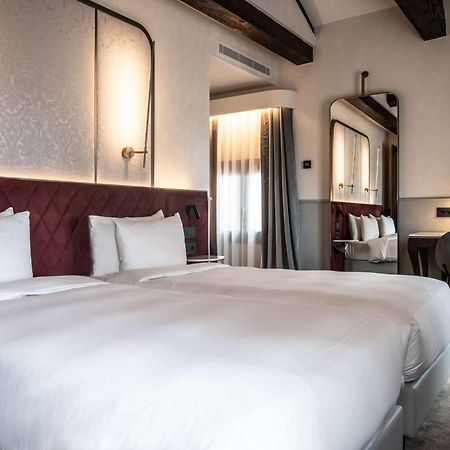 Radisson Collection Hotel, Palazzo Nani Venice Exterior photo Deluxe room