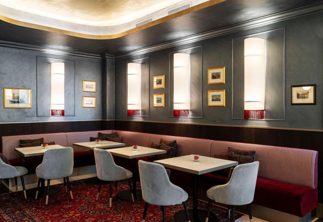 Radisson Collection Hotel, Palazzo Nani Venice Exterior photo The interior of the restaurant