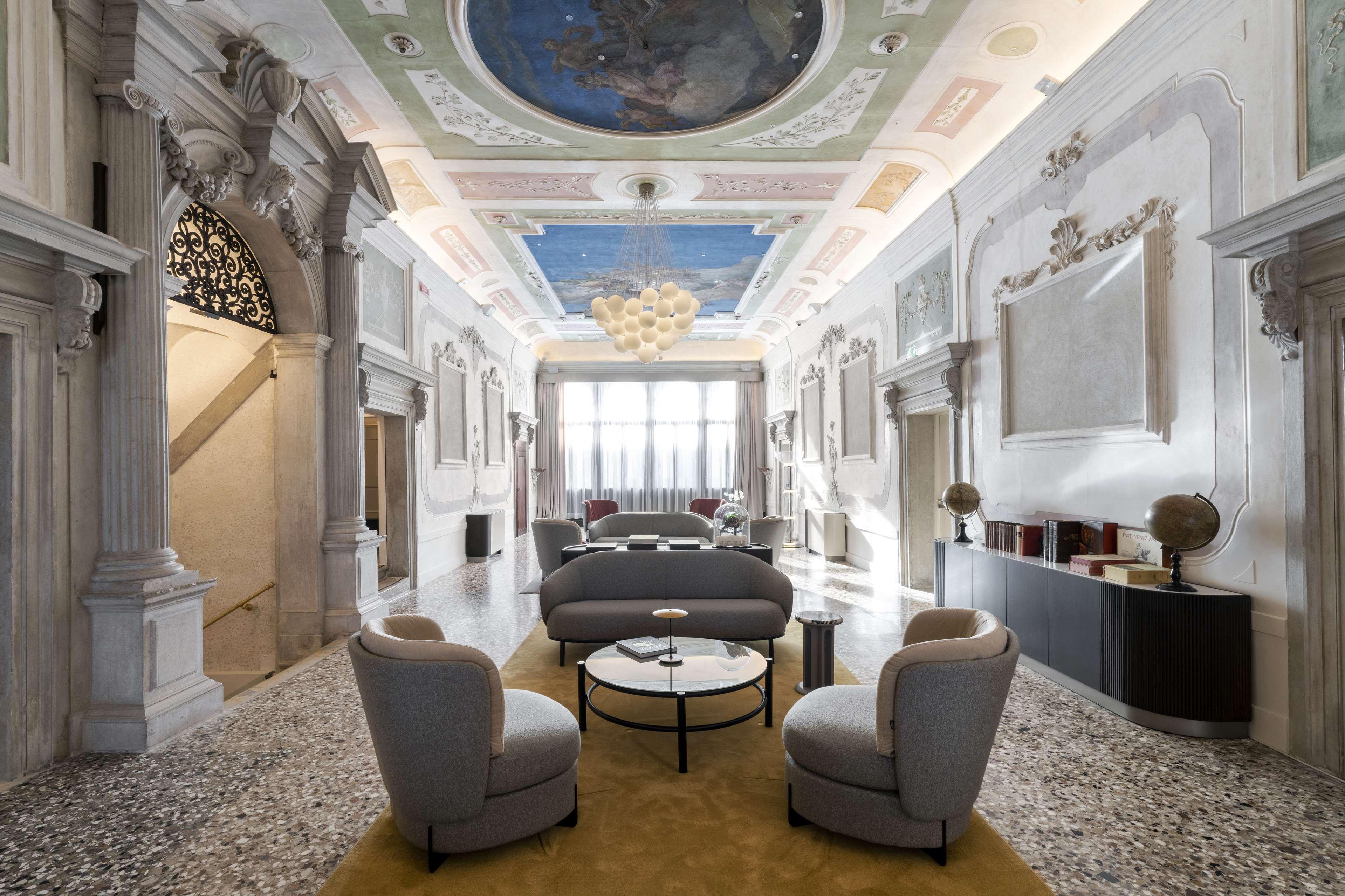 Radisson Collection Hotel, Palazzo Nani Venice Exterior photo The Library