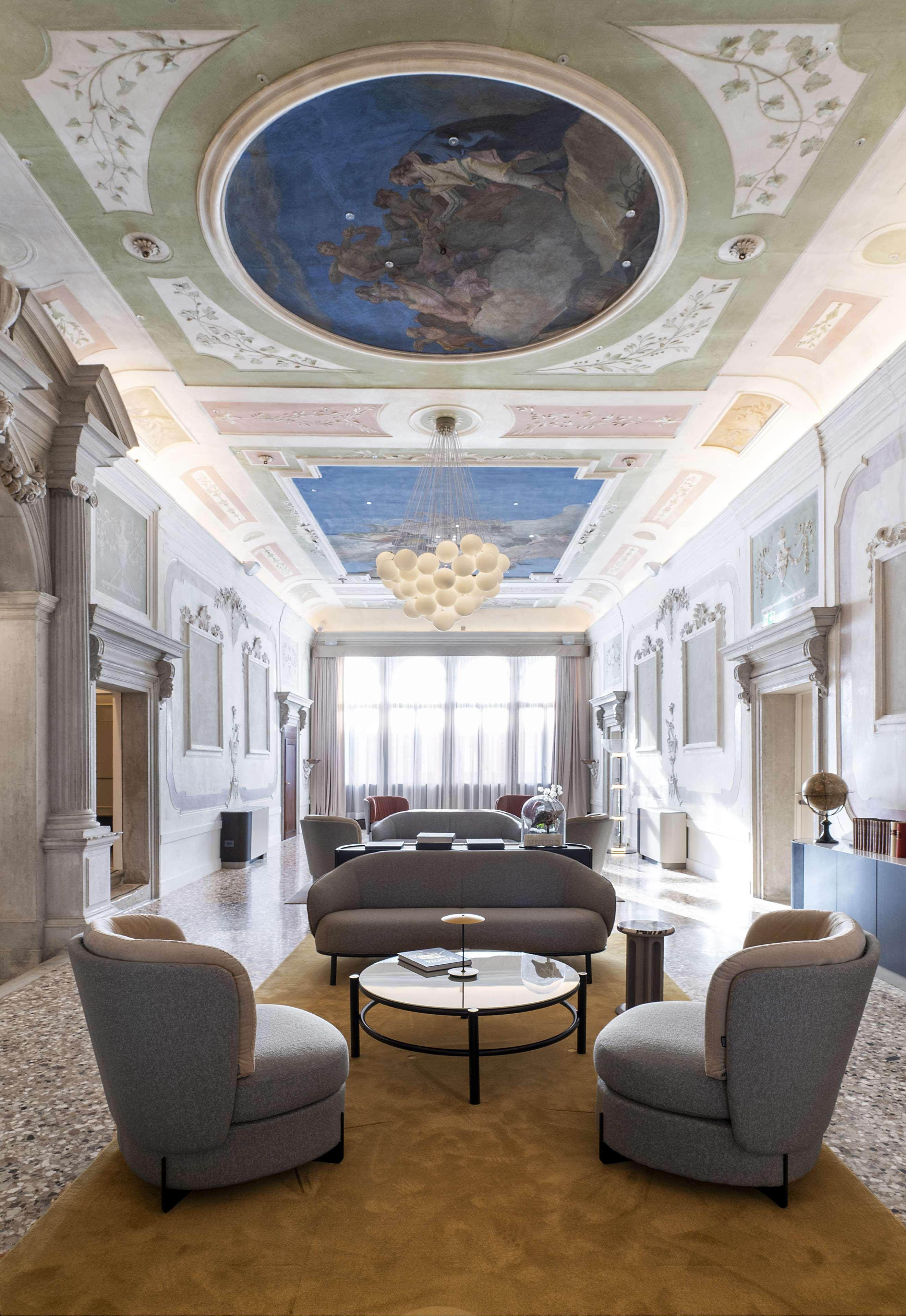 Radisson Collection Hotel, Palazzo Nani Venice Exterior photo The lobby of the hotel