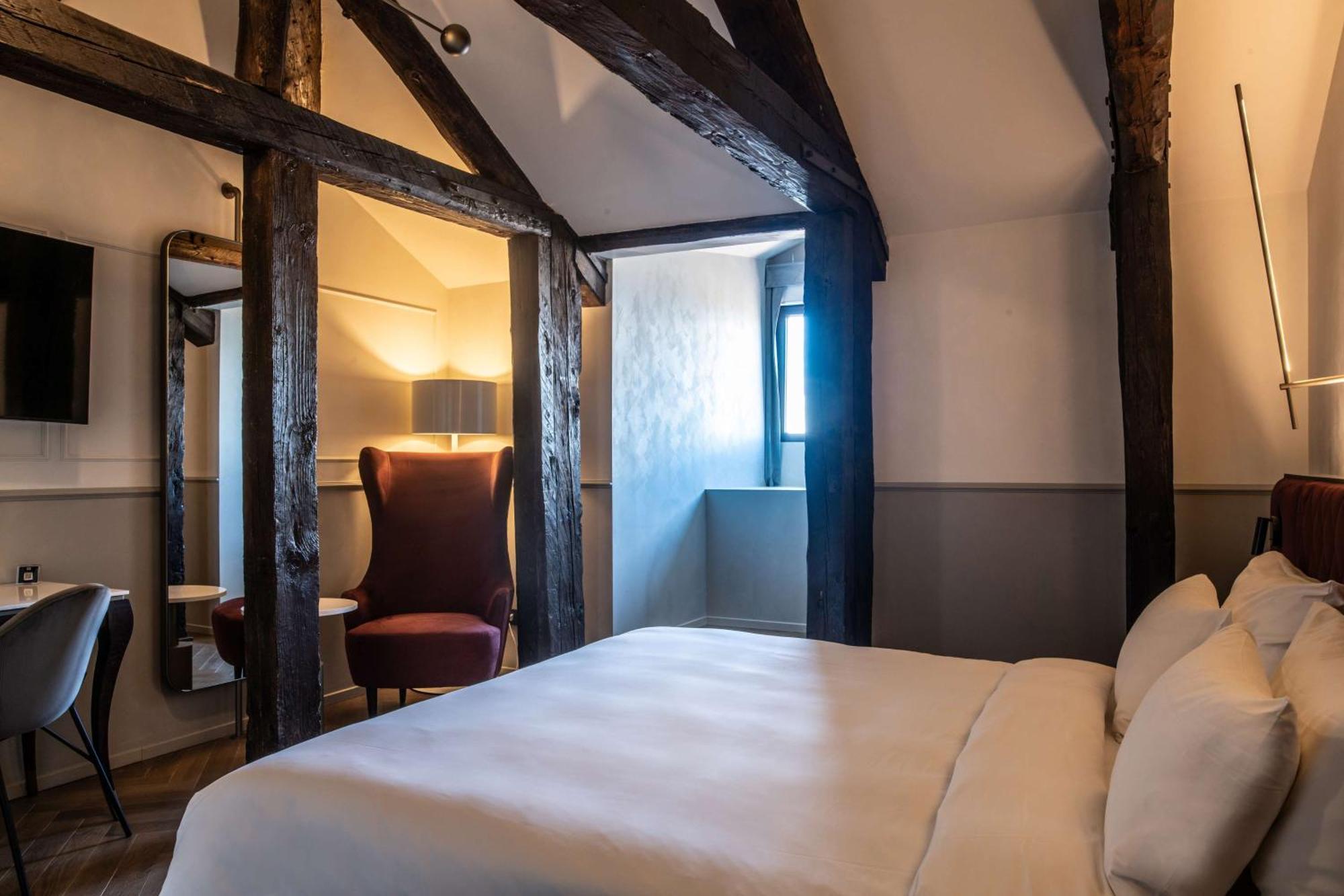 Radisson Collection Hotel, Palazzo Nani Venice Exterior photo A room at the hotel
